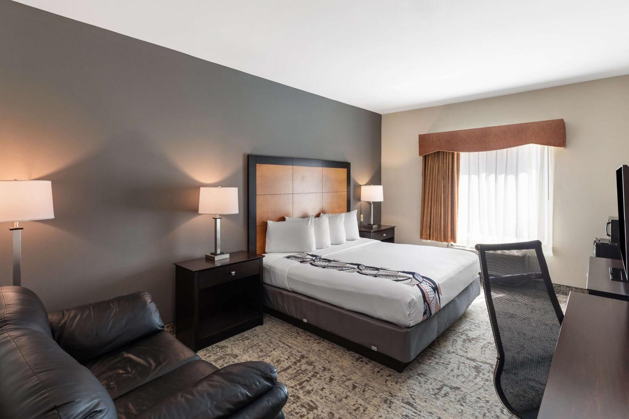 Best Western Inn & Suites - Midway Airport Burbank Экстерьер фото